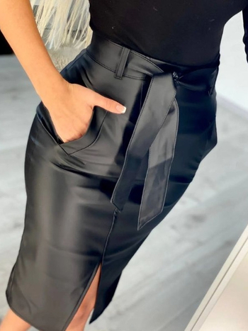 Suknja priljubljenog kroja, srednje duljine, zatvarač, poliester/spandeks, mikroelastična