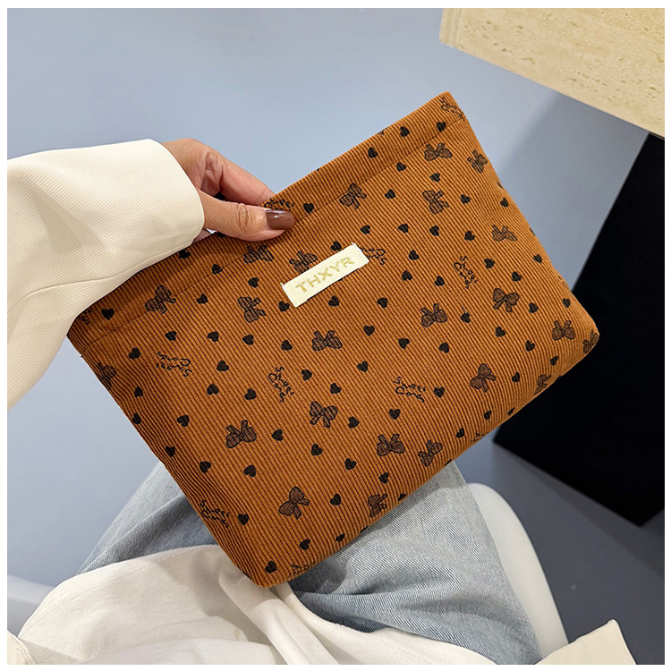 Kosmētikas soma ar leoparda rakstu, kokvilnas ārējā daļa un nevilnas odere, paredzēta mājas uzglabāšanai sievietēm