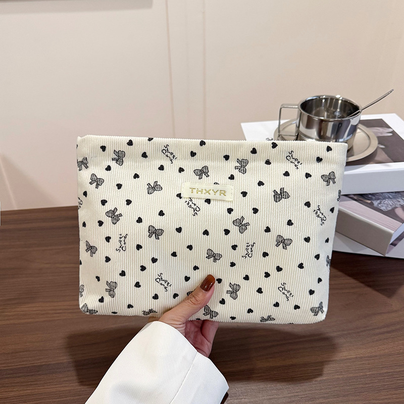 Kosmētikas soma ar leoparda rakstu, kokvilnas ārējā daļa un nevilnas odere, paredzēta mājas uzglabāšanai sievietēm