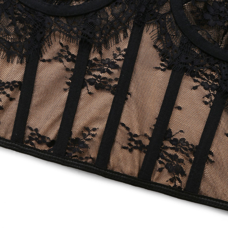 Δαντελένιο τοπ με λαιμό halter, χωρίς πλάτη, στενή γραμμή