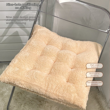 Плюшена седалкова възглавничка - прост модерен минималистичен дизайн, материал плюш, пълнител полиестерно влакно