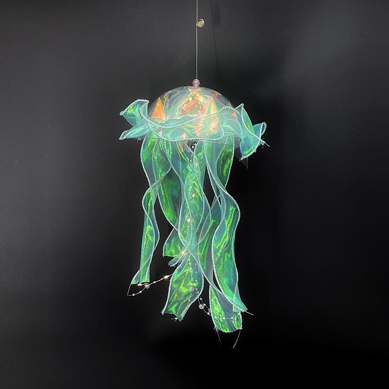 Нощна светлина в стил медуза с вградена батерия, PVC абажур, напрежение ≤36V, бутонен превключвател