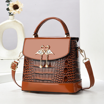 Geantă crossbody din PU, cu model crocodil, închidere cu capac, buzunar interior cu fermoar, Unisex