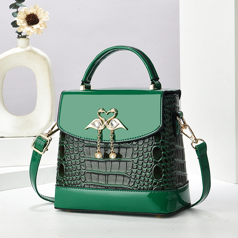 Geantă crossbody din PU, cu model crocodil, închidere cu capac, buzunar interior cu fermoar, Unisex