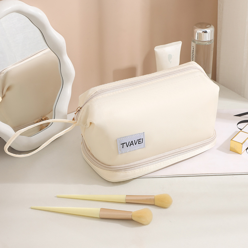 Make-up torbica u korejskom stilu s velikom kapacitetom, pregradama i dvostrukim slojem za pohranu ruževa, putna (Materijal: Poliester)