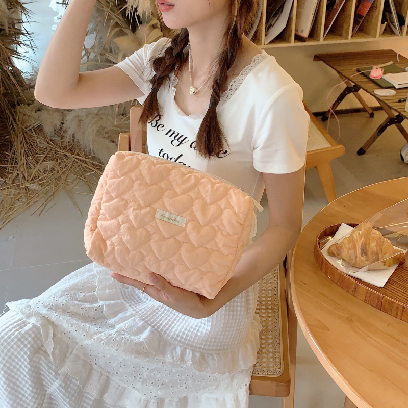 Kozmetička torbica, prešivana, stil clutch, horizontalni kvadratni oblik, zatvarač, poplina podstava