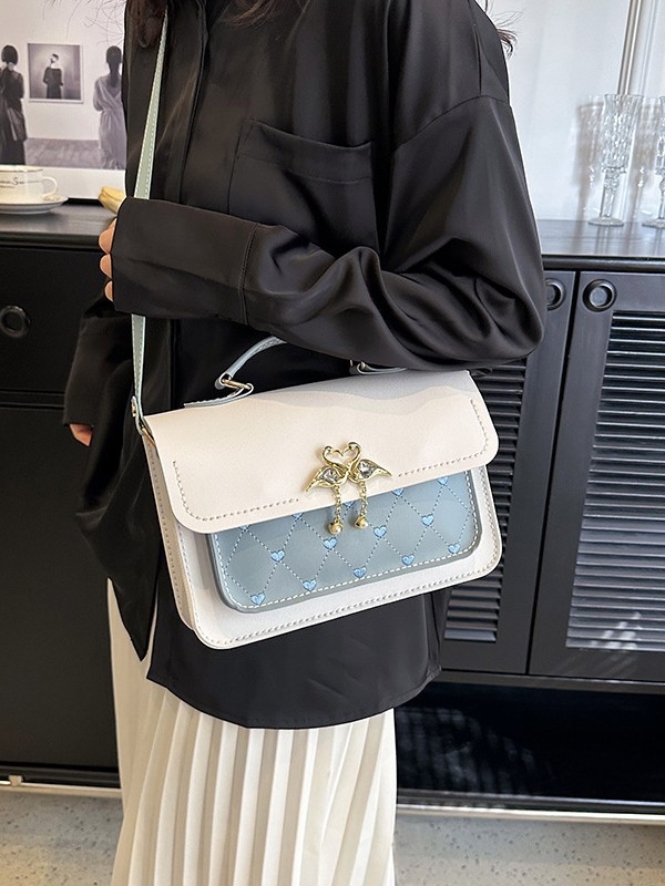 Ženska torbica na rame u uličnoj modi, PU materijal, uspravni kvadratni oblik, zatvaranje poklopcem, unutarnja ID pretinac