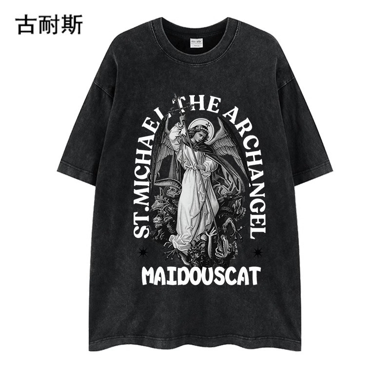 Βαμβακερή T-shirt σε χαλαρή γραμμή με εκτύπωση χαρακτήρα, στρογγυλό λαιμό, κοντό μανίκι, street hip hop στυλ