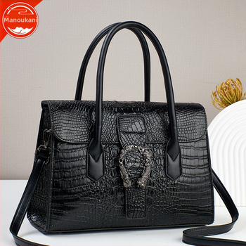 Manosuni PU τσάντα crossbody, Killer bag στυλ, οριζόντια τετράγωνη μορφή, κλείσιμο με φερμουάρ, επένδυση πολυεστερ, εσωτερικές θήκες με φερμουάρ και θήκη για ID, μεσαίο στρώμα, με μία ιμάντα, για καθημερινή χρήση