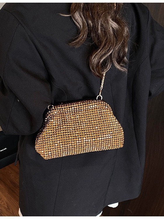 Clutch za žene s rhinestones, street fashion stil, oblik oblaka, magnetno zatvaranje, podstava od poliestera