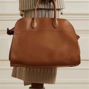 TheROW Tote чанта, Oxford плат, хоризонтална квадратна форма, магнитно закопчаване, вътрешна структура: джоб за мобилен телефон и джоб с цип, подплата полиестер