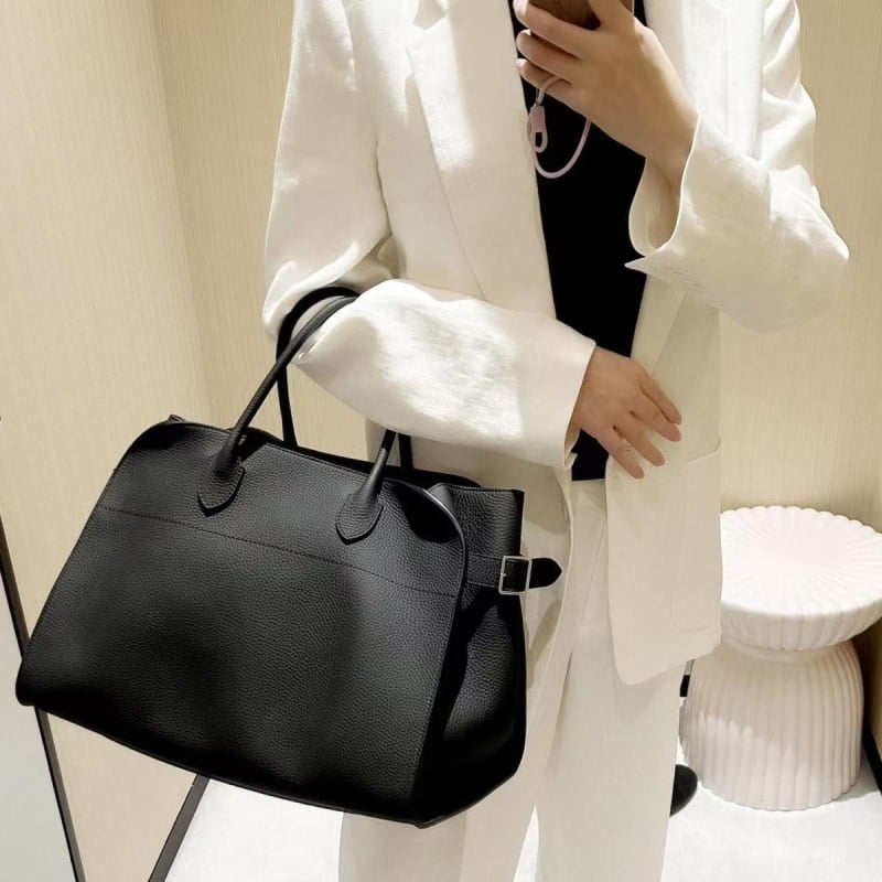 TheROW Tote чанта, Oxford плат, хоризонтална квадратна форма, магнитно закопчаване, вътрешна структура: джоб за мобилен телефон и джоб с цип, подплата полиестер
