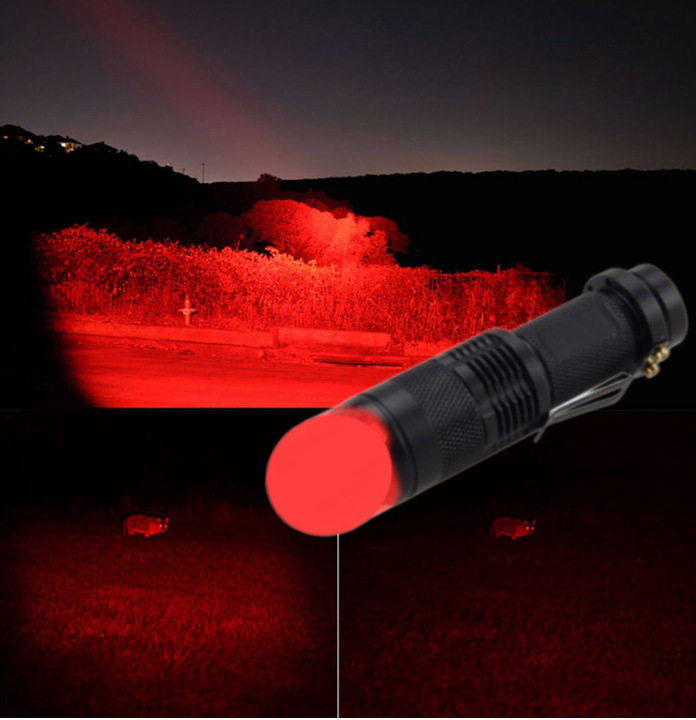 Teleskopska svjetiljka s podesivim zumom, 3W LED, aluminijsko kućište, napajanje baterijama (baterije nisu uključene), mogućnost tiskanja logotipa.