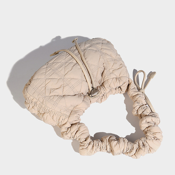 Torba za pazuh od PU materijala, otvor s šnimom, horizontalni kvadratni oblik, unutarnji džepovi: džep sa zipom, džep za telefon, džep za osobnu iskaznicu