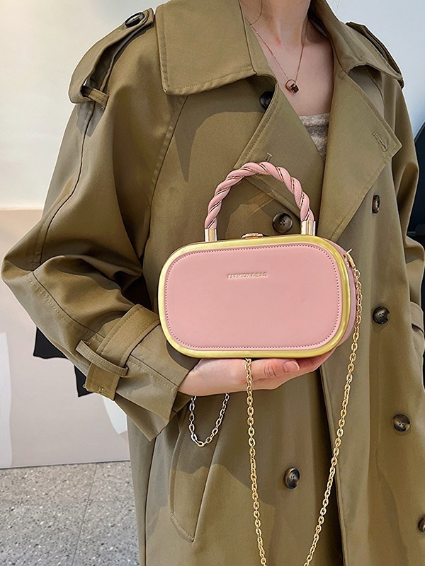 Женска чанта през кръст PU с заключваща катарама, хоризонтално правоъгълна форма, скрит джоб с цип, подплата полиестер