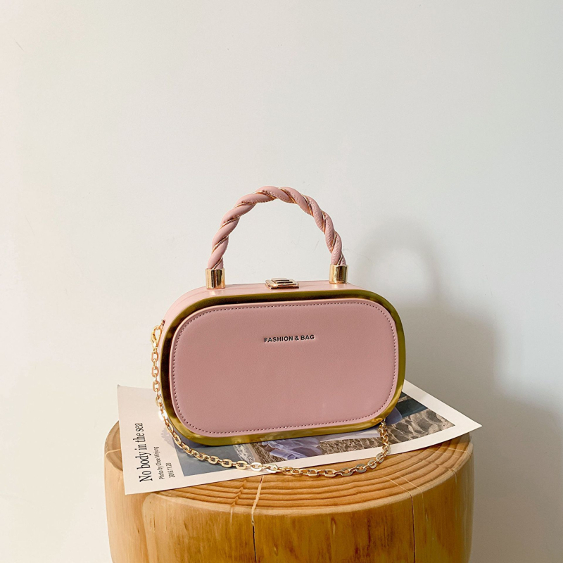 Женска чанта през кръст PU с заключваща катарама, хоризонтално правоъгълна форма, скрит джоб с цип, подплата полиестер