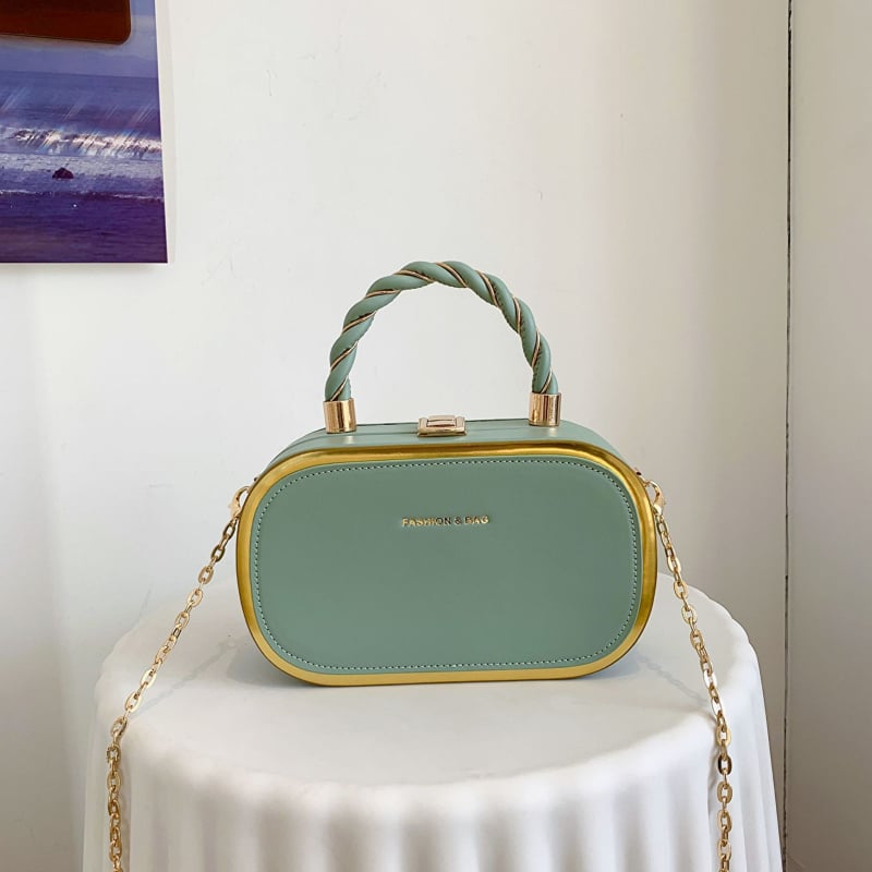 Женска чанта през кръст PU с заключваща катарама, хоризонтално правоъгълна форма, скрит джоб с цип, подплата полиестер