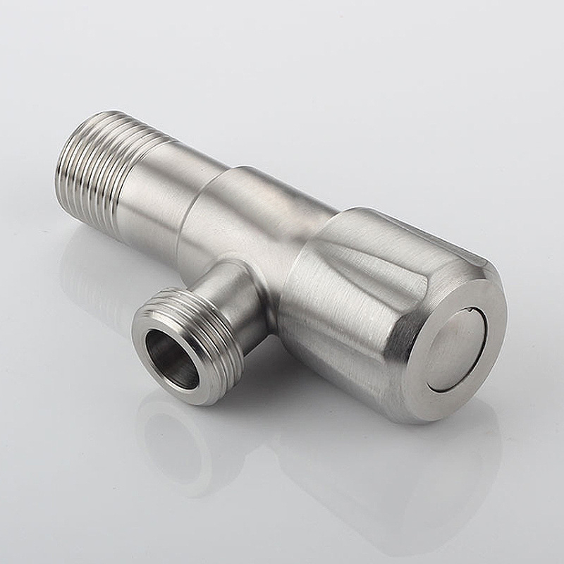 WC kutni ventil • 304 nehrđajući čelik • ručna ugradnja • radni tlak 5-15 • masa 0,188 kg