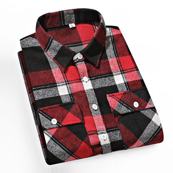 Риза с каре, лацкан яка, дълги ръкави, свободна кройка.