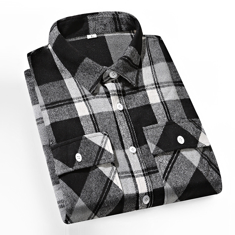 Риза с каре, лацкан яка, дълги ръкави, свободна кройка.