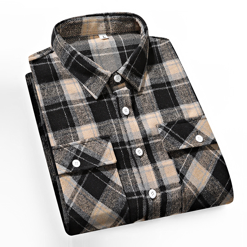 Риза с каре, лацкан яка, дълги ръкави, свободна кройка.