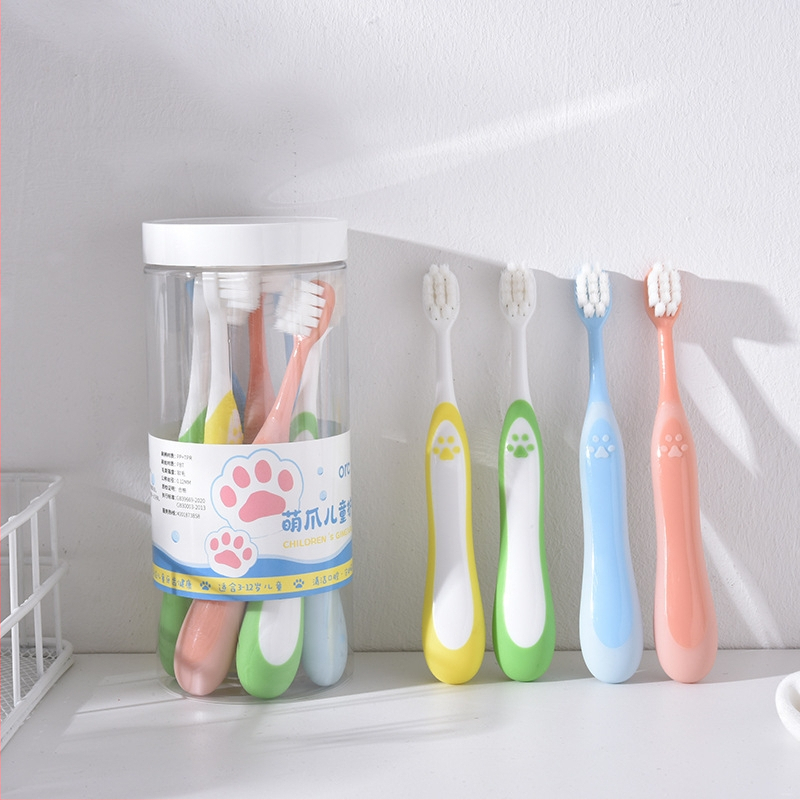 Rokas zobu birste ar cilindrisku dizainu, mīkstās sariņas, modelis R0722, priekš pieaugušajiem