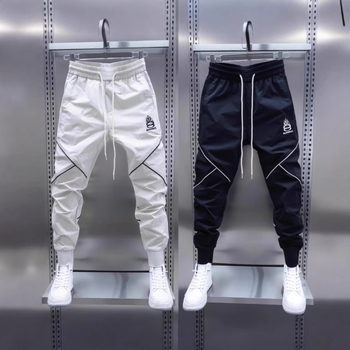 Pantaloni casual de bărbați cu broderie și design patchwork, buzunare, talie medie, lungime 9/10, poliester cu microelasticitate