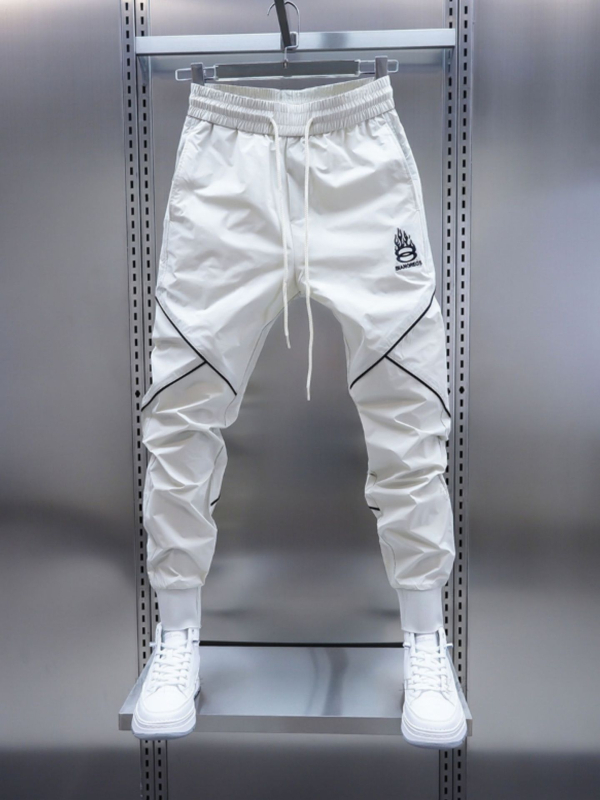 Pantaloni casual de bărbați cu broderie și design patchwork, buzunare, talie medie, lungime 9/10, poliester cu microelasticitate