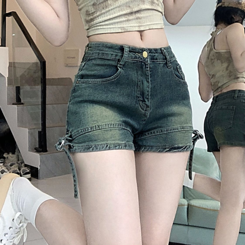 Șort denim cu patchwork, talie înaltă, croială evazată, elasticitate ușoară