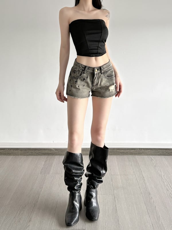 Дънкови къси панталони с кристални камъни и принт с кръст, ниска талия, лека еластичност, средно изпиране, 70–80% памук / под 30% вискоза