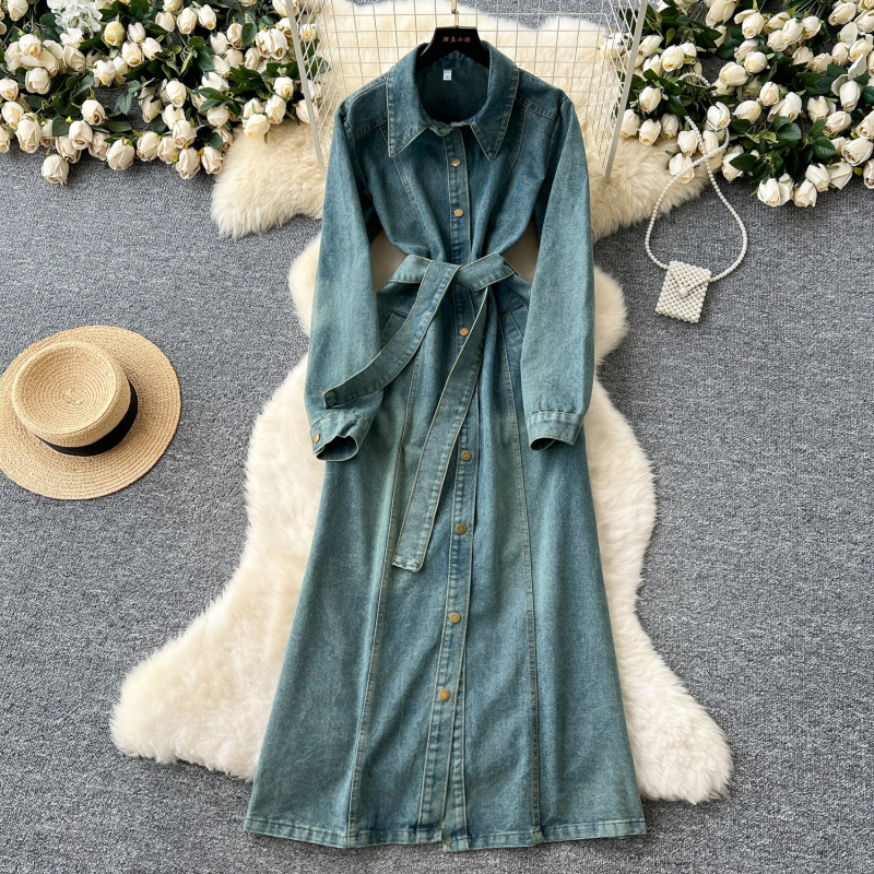 PVC anyagú, Artisztikus vintage stílusú A-vonalú midi ruha, hosszú ujjú