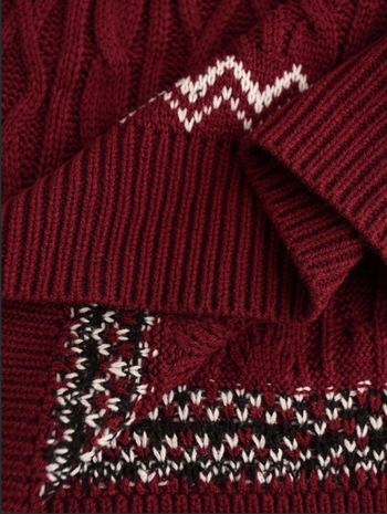 Акрилен пуловер, ретро стил, кръгло деколте, дълги ръкави, кабелна плетка със снежен човек мотив