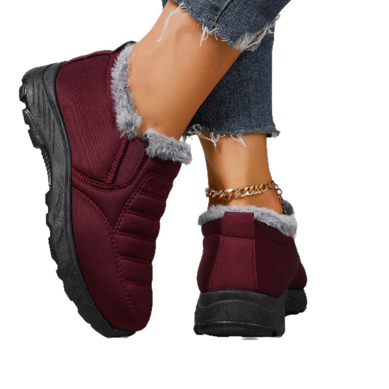 Ziemas kokvilnas kurpes ar mākslīgu PU augšpusi, vidējā potītes augstums, iekšējā oderē no mākslīgās kažokādas, slip-on, gumijas zole