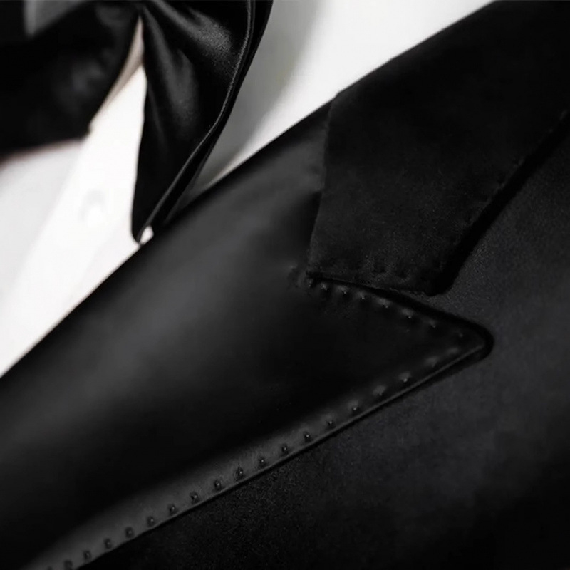 Vyriškas kasdieninis kostiumas: dvigubos sagos, siauras kirpimo linijos, Korėjietiško stiliaus, vienalytiškai audiniai su poliesterio pamušalu, centrinis nugaros įpjovas, pavasaris 2025