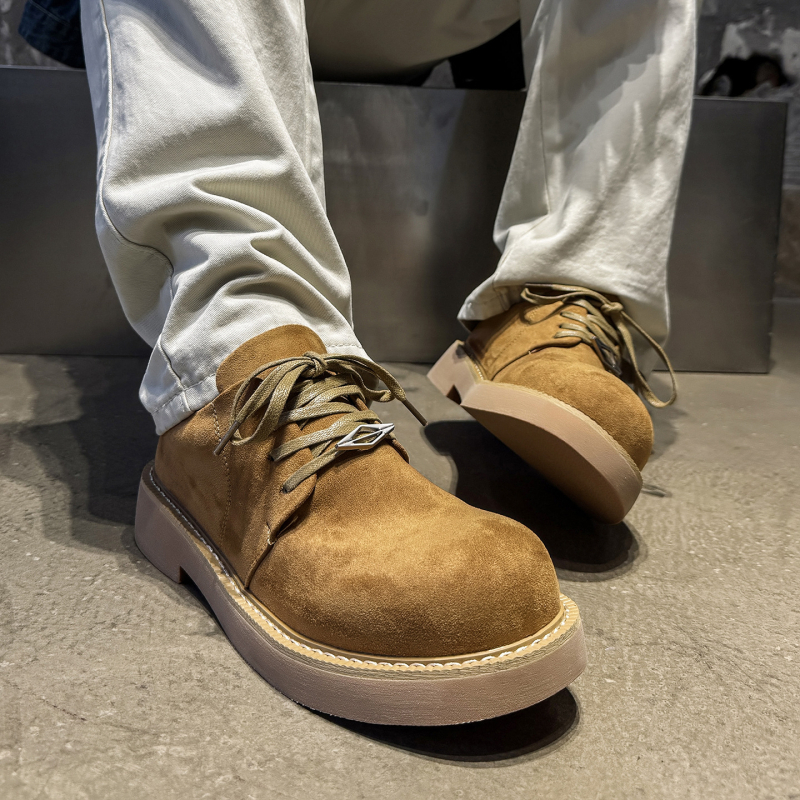 Vyriniai derby batai su storesne padu aukščiui didinti, nubuko viršus, guminė padas, korėjietiško stiliaus kasdieniniai odiniai batai – 2522-K