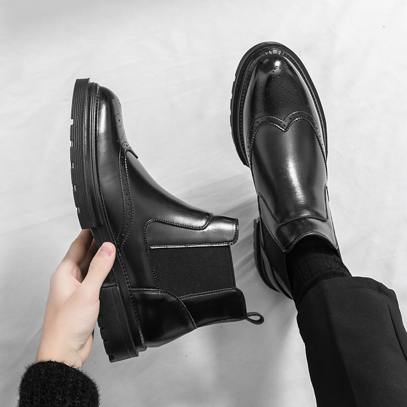 Muške Chelsea čizme, kožni gornji dio, gumeni potplat, visok gornji dio, vezanje, okrugli nos