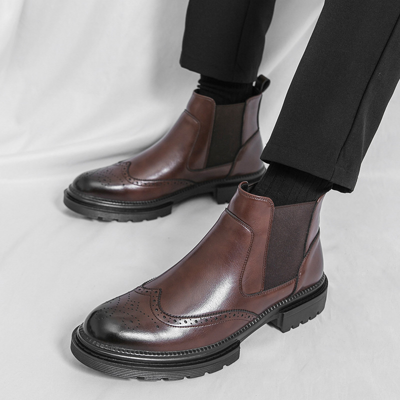 Muške Chelsea čizme, kožni gornji dio, gumeni potplat, visok gornji dio, vezanje, okrugli nos