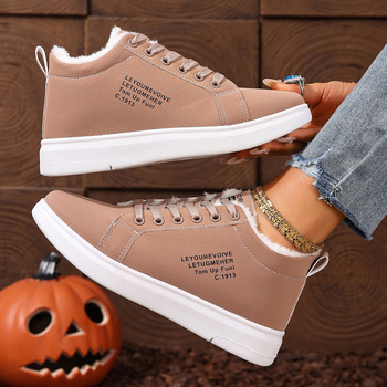 Sieviešu ikdienas kurpes ar siltu fleece odere – zems profils, priekšējais šņorējums, PU augšdaļa, gumijas zole