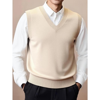 Pánska vesta s výstrihom do V, pletená s pruhovaným vzorom, voľný strih, jar 2025