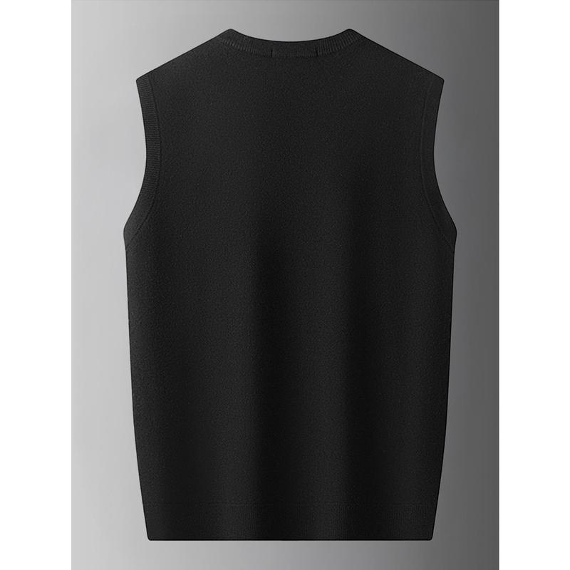 Pánska vesta s výstrihom do V, pletená s pruhovaným vzorom, voľný strih, jar 2025