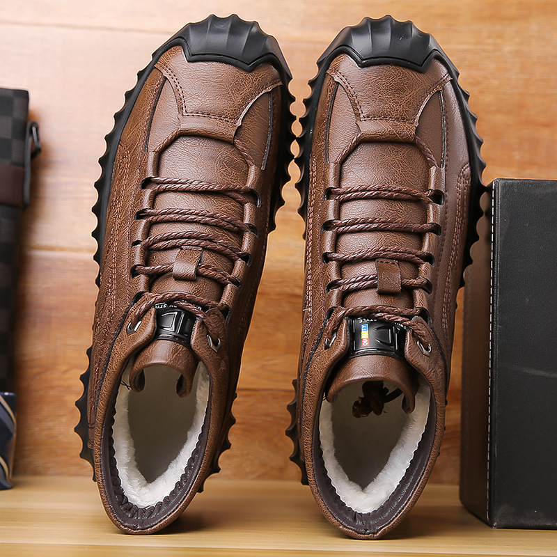 Vyriski žieminiai aukštų batų su dviejų sluoksnių karvų oda viršutine dalimi, gumos padas, PU įdėklas, mikropluošto vidus