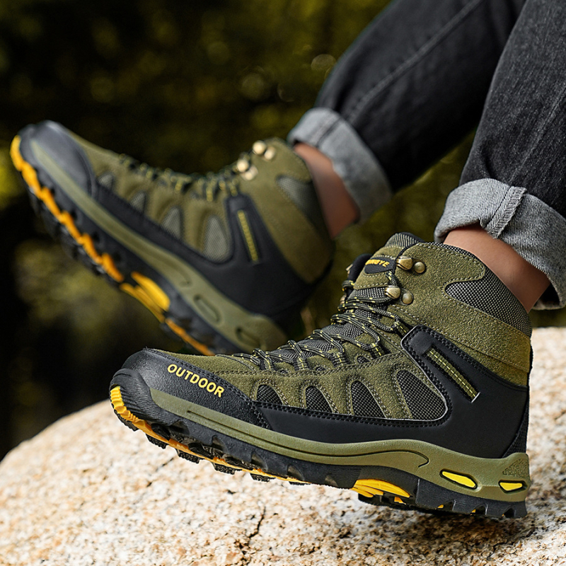 Походни обувки — дишаща мрежеста подплата, горна част от текстил, балонова подметка, кръгъл нос, всесезонни