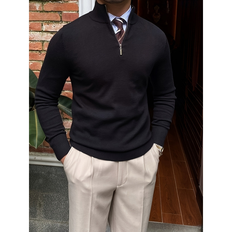 Cardigan tricotat cu fermoar, mâneci lungi, guler rotund, croială lejeră; țesătură Vinylon cu elasticitate medie, fermoar la 1/4