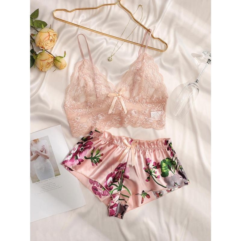 Naktinių komplektas: gėlių nėriniai, priekinis drugelio mazgas, nailonas, puloverio stilius, ruduo