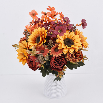 Букет слънчогледи от коприна за домашна декорация – видове: маргаритка и слънчоглед; материал: изкуствени цветя от коприна; марка: Xiaoyu Flower Art; предназначение: сватби, открити пространства и фотосесии