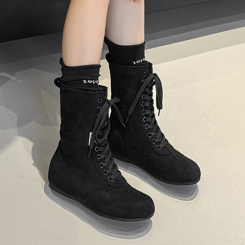 Vyriniai aukšti Martin bateliai, veliūrinis viršus, tinklinė įdėklas, plastikinis padas, priekinis raištis