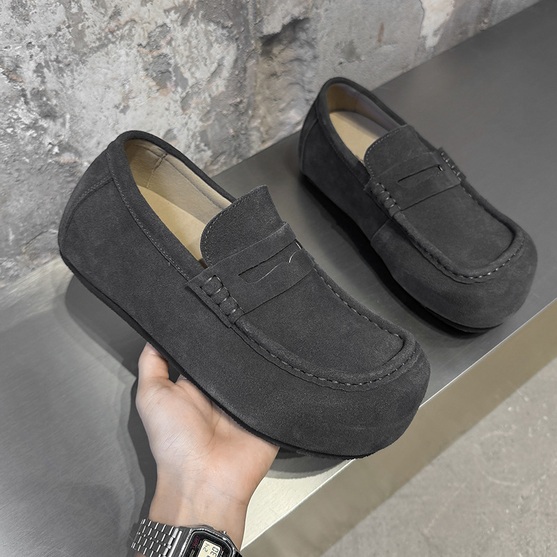 Vyriniai kasdieniai Slip-On lauko bateliai – viršus iš zomšos, gumos padas, įdėklas iš Cow Split odos, modelis 72281