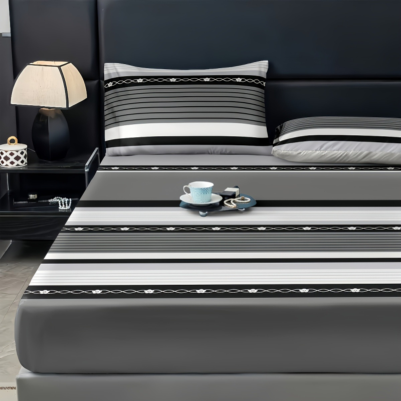 Set de trei piese de lenjerie pentru pat, From Whale, fibră chimică, imprimare digitală, model în dungi