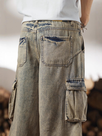 Férfi denim cargo rövidnadrág nagy zsebekkel, pamutból készült, középhosszú szabás, egyenes vonalú, utcai stílus