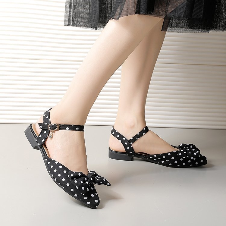 Sportiniai sandalai - PU viršus, PU padas, priekinis užtrauktukas, vienos spalvos, lengvi, be nugaros ir su šonų atidarymais